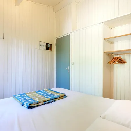 Confort 5 Piscine Partagee 木屋